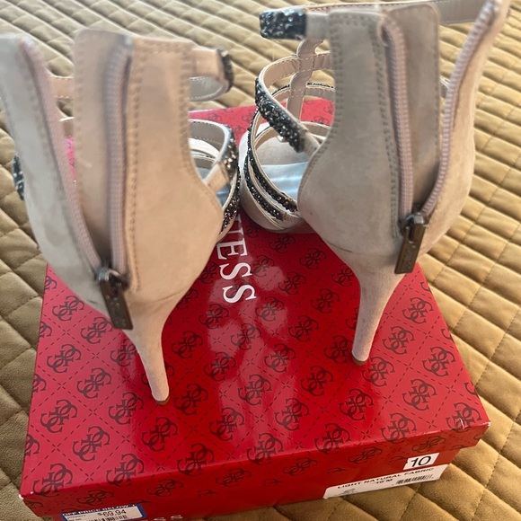 Guess Beaded Suede Heels - Picture 4 of 4